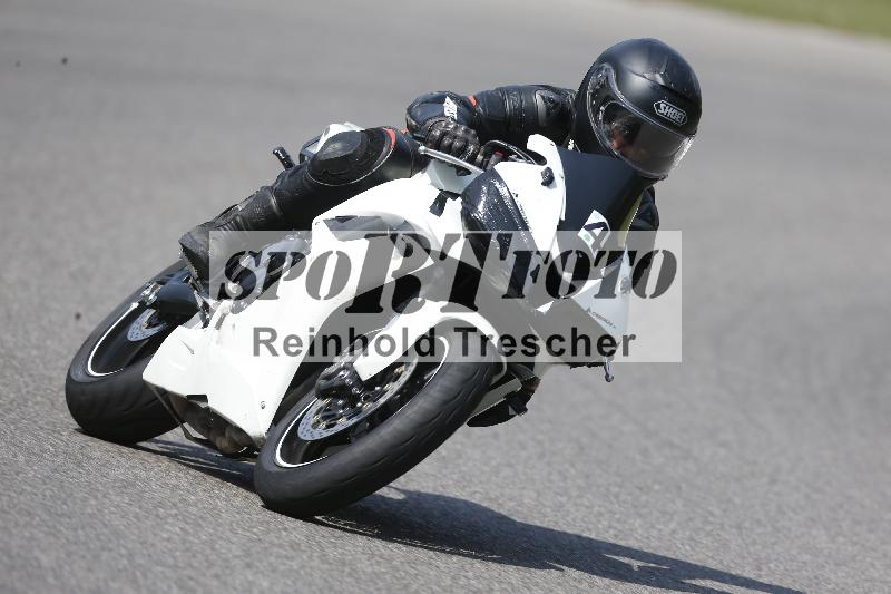 Archiv-2025/49 26.08.2025 Cornu Master School ADR/gruen-vert/4